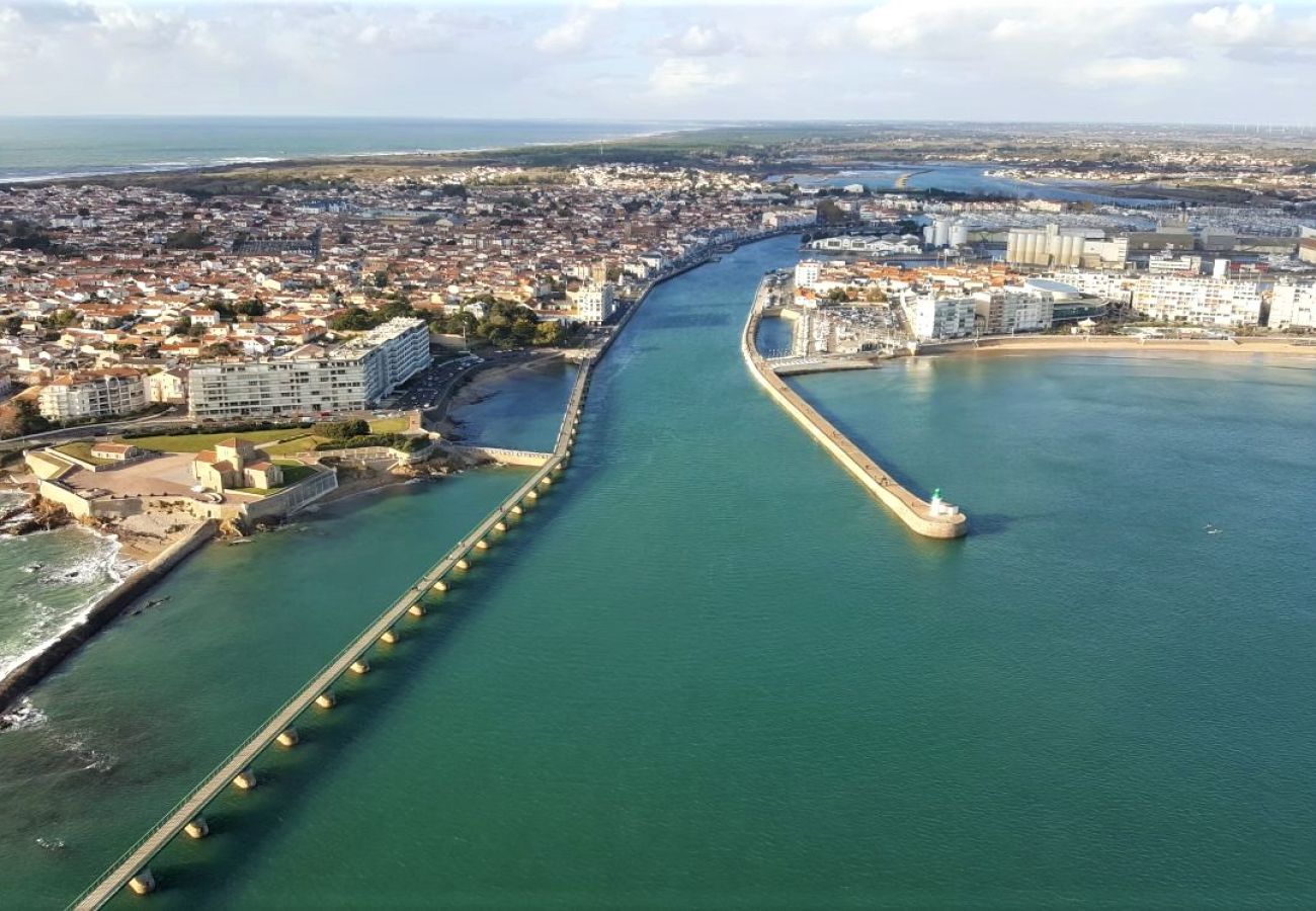 Studio à Les Sables-d´Olonne - STUDIO LE PORT à 150m de la plage