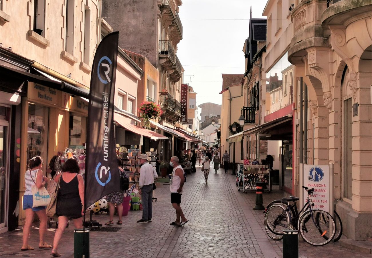 Appartement à Les Sables-d´Olonne - LE NID DU REMBLAI - Face Grande Plage