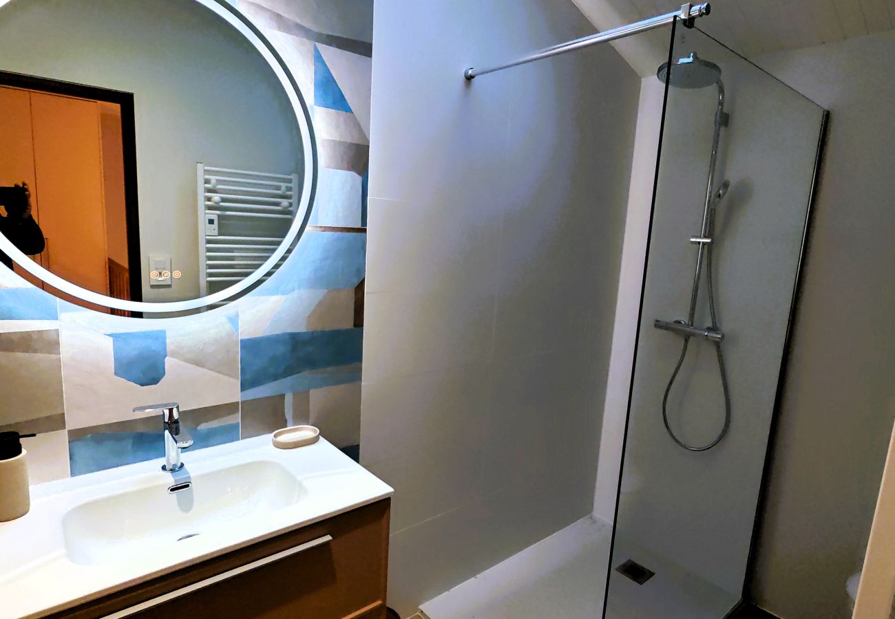 Maison à Vairé - ETAPE LANDES - 10km de la Mer