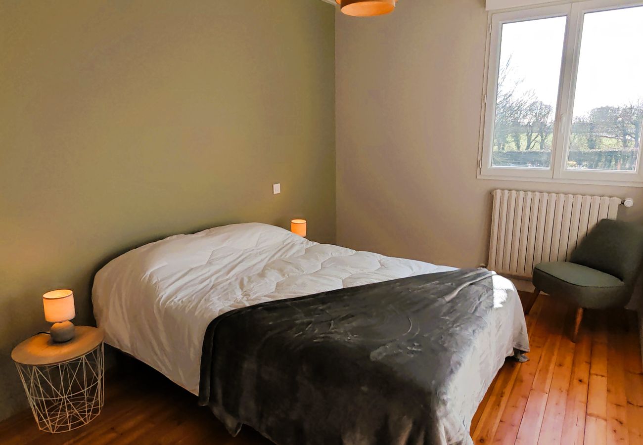 Maison à Vairé - ETAPE LANDES - 10km de la Mer