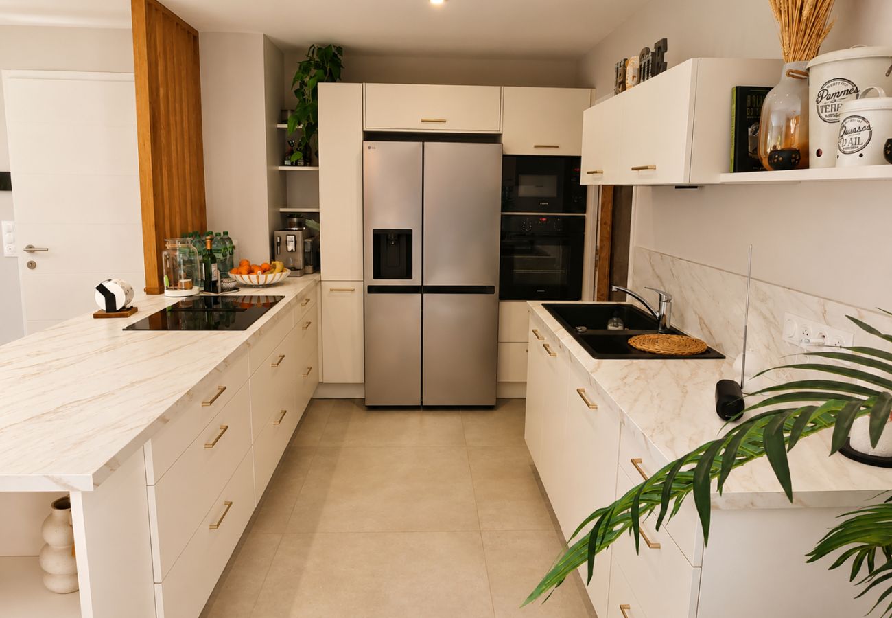 Maison à Les Sables-d´Olonne - CHEZ MAGUI - 12 Pers avec Spa et Parking